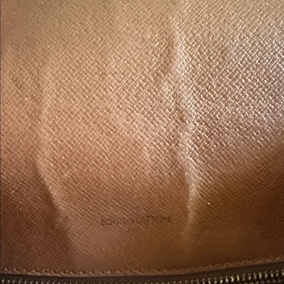 Louis Vuitton Vintage Monogram Saint Cloud GM - Picture 15 of 17